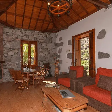 Hotel Naranjillos